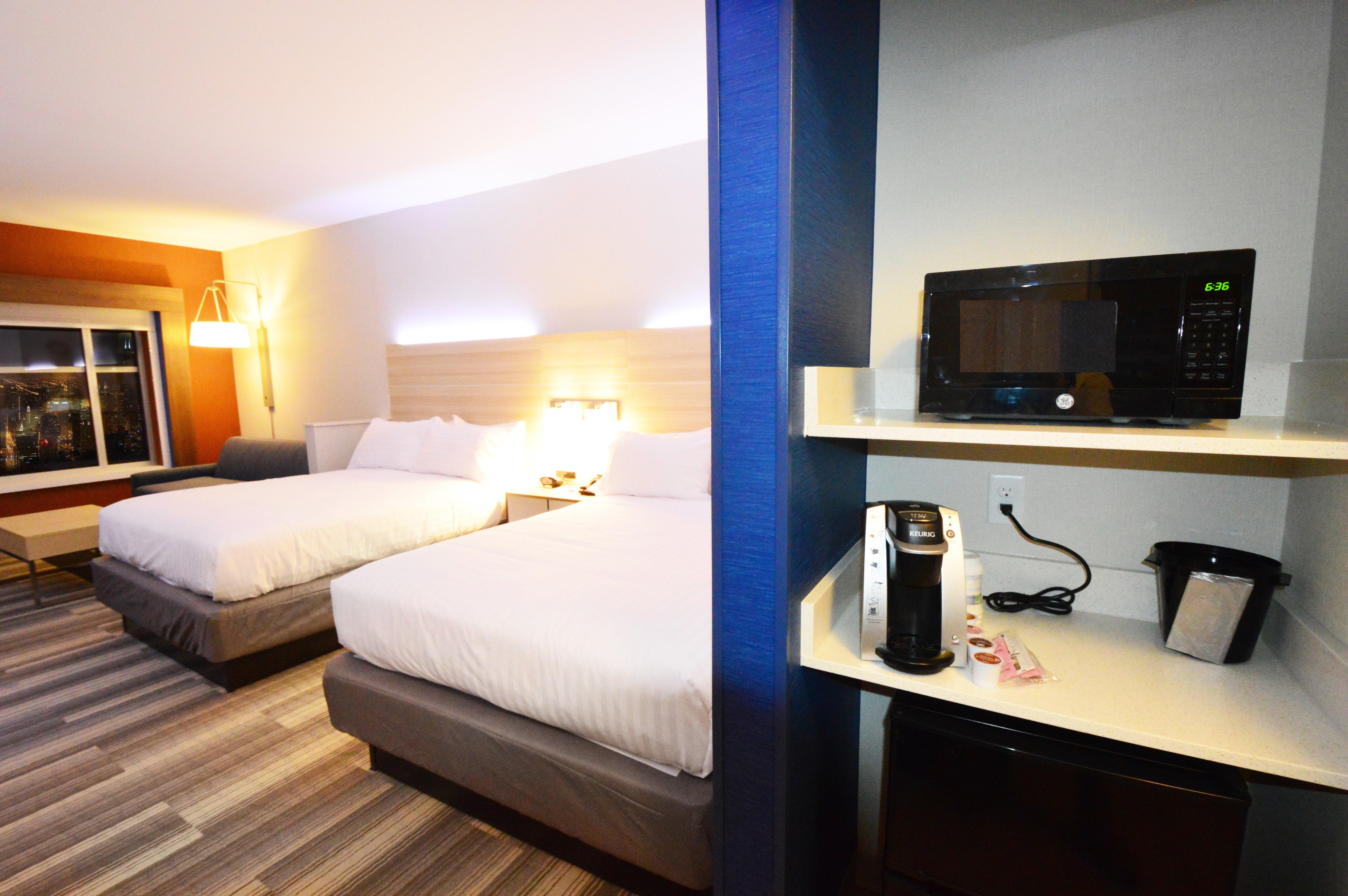 Holiday Inn Express & Suites Toledo West By Ihg Εξωτερικό φωτογραφία