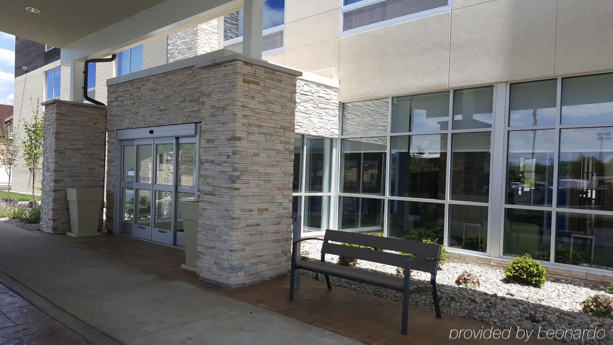 Holiday Inn Express & Suites Toledo West By Ihg Εξωτερικό φωτογραφία